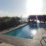 Villa Confortable En Bord De Avec Piscine