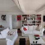 Villa Confortable En Bord De Avec Piscine *