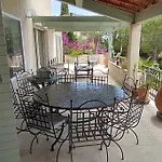 Confortable En Bord De Avec Piscine Villa *