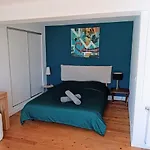 Villa Confortable En Bord De Avec Piscine