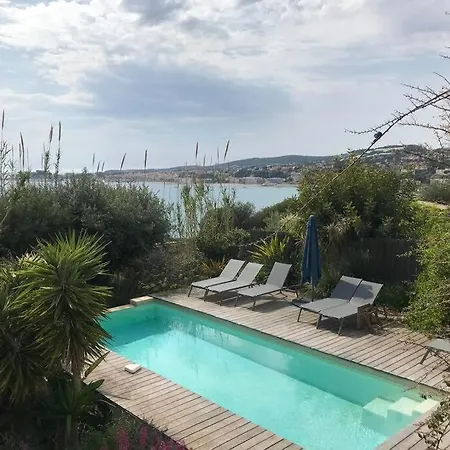 别墅 Confortable En Bord De Avec Piscine 邦多勒